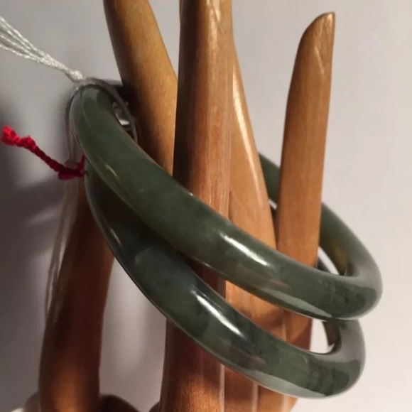 777) antiq BURMA JADITE matched pair GREEN bangles